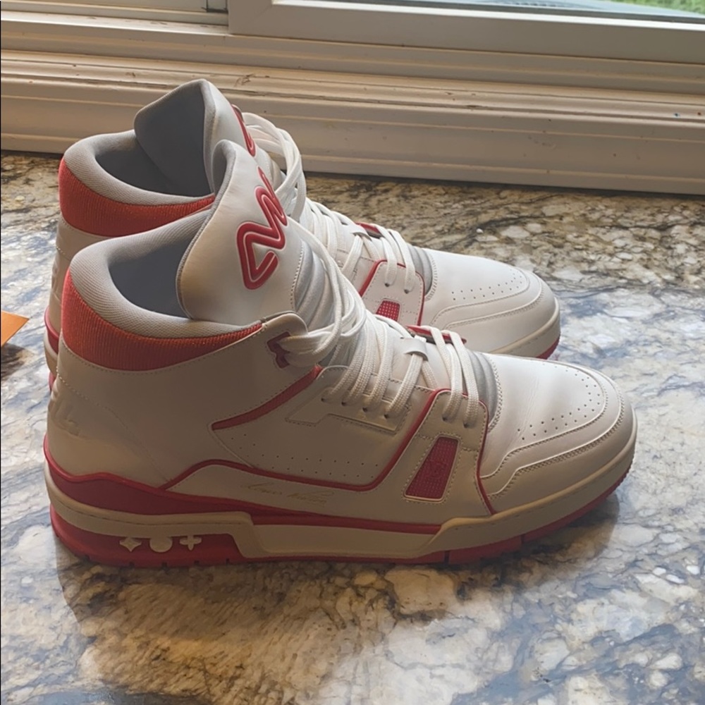 Louis Vuitton sneaker - Picture 2 of 8